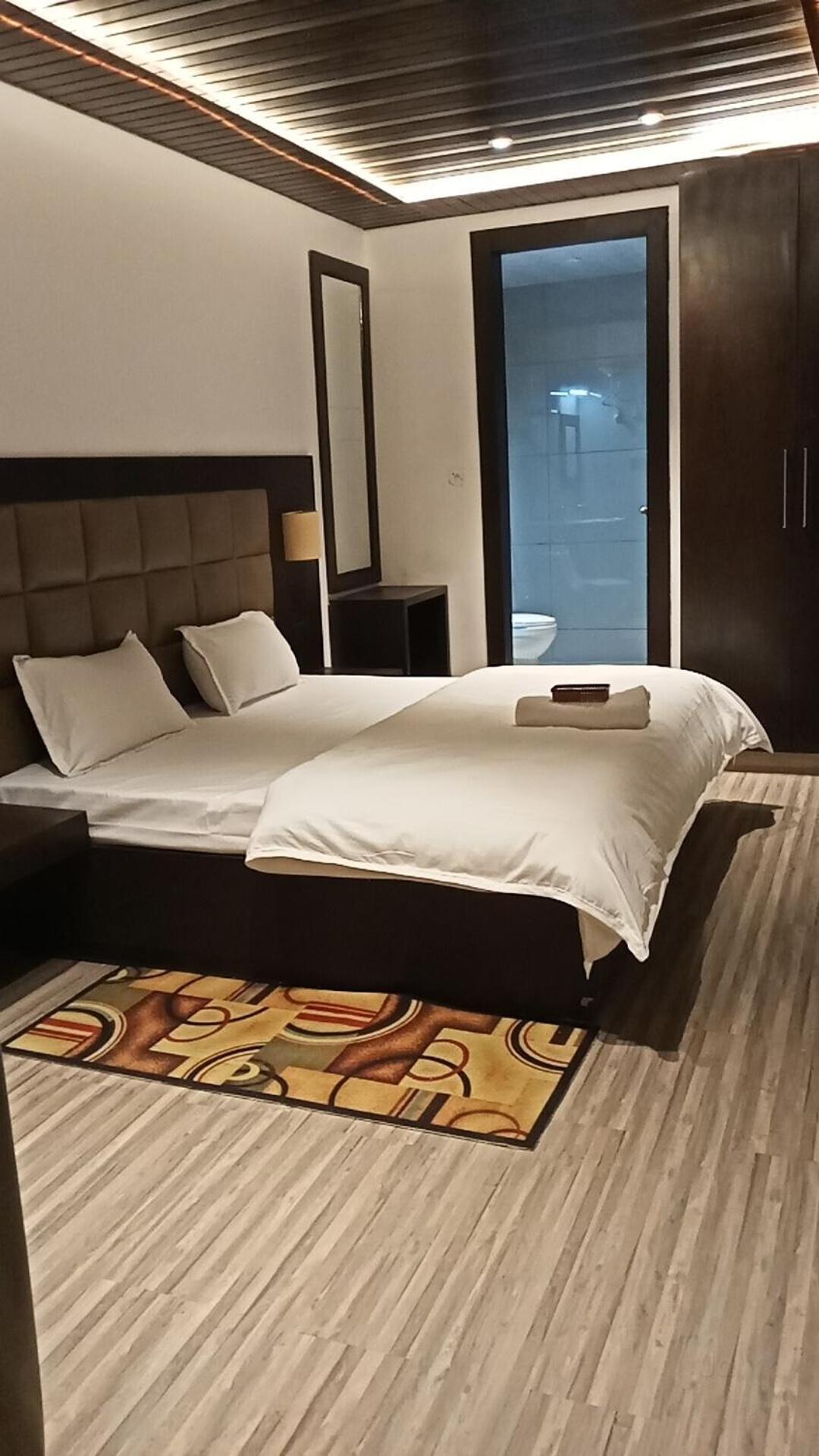 Mount View - A Luxurious Stay Bhowali Nainital Esterno foto